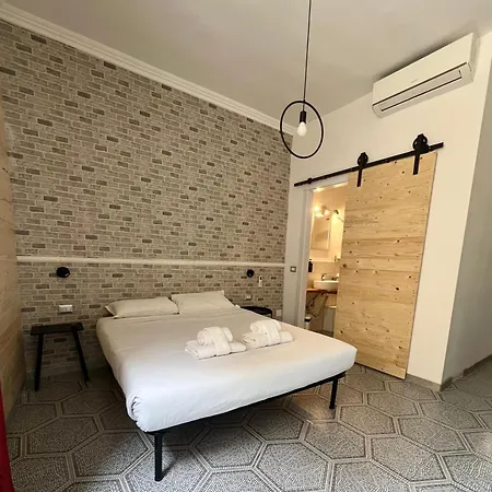 Parlamento Historic Center Bathroom En-suite רומא
