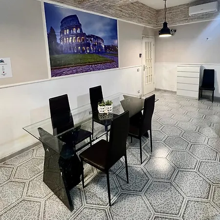 בית הארחה Parlamento Historic Center Bathroom En-suite *